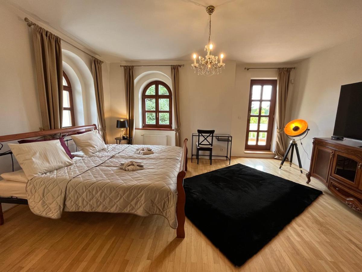 Dogs Resort And Spa Horni Bezdekov Dış mekan fotoğraf
